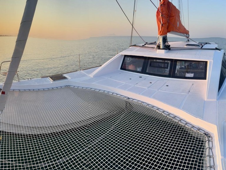 Ein C-CAT C-Cat 37 mieten in Capo d'Orlando