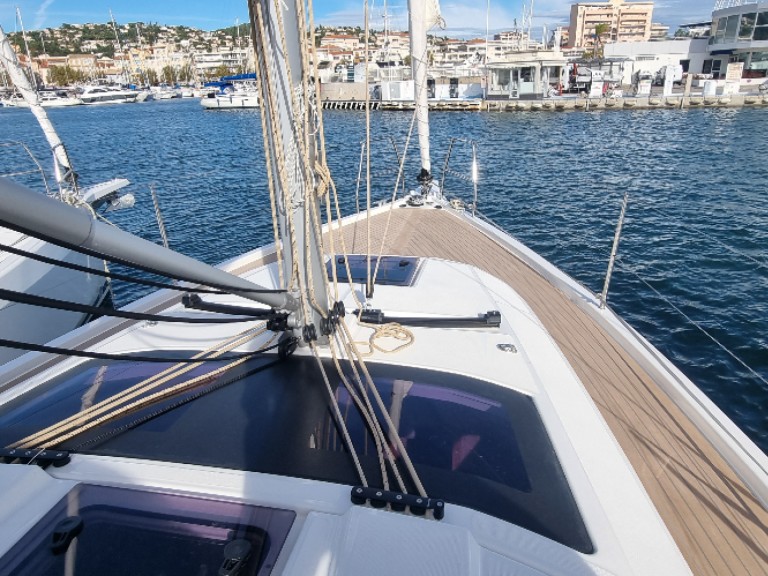 YachtCharter in Golfe-Juan - Dufour Dufour 37 auf SamBoat