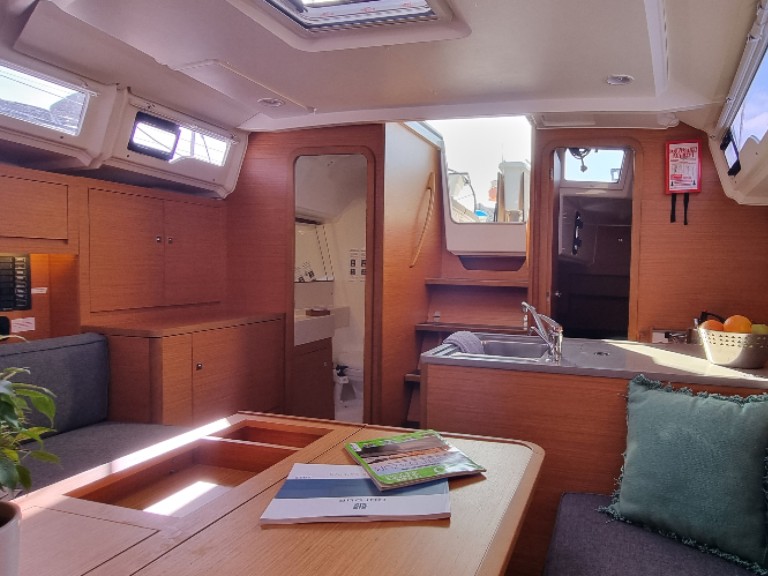 Segelboot mieten in Golfe-Juan - Dufour Dufour 37