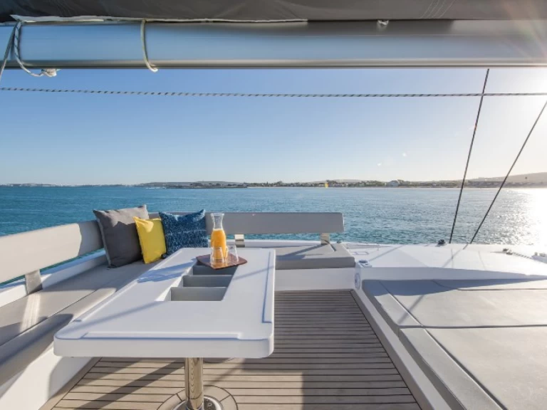 YachtCharter in Saint-Raphaël - Leopard Catamarans / Robertson & Caine Leopard 50 auf SamBoat