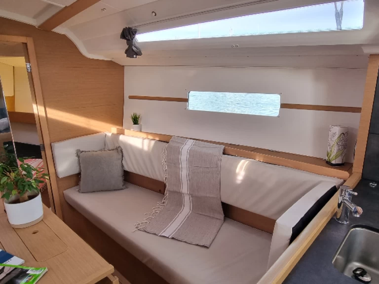 Jeanneau Sun Odyssey 349 mieten Golfe-Juan