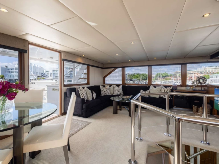 Bootsverleih Flagship SERENITY 122 New England Samboat