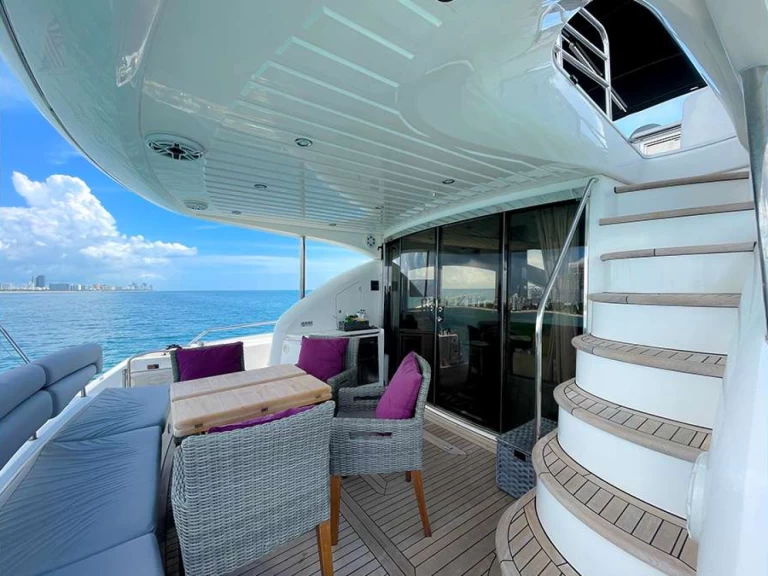 Sunseeker TWINS mieten Bahamas