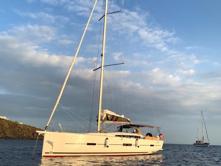 Boot mieten Furnari günstig Dufour 460 Grand Large