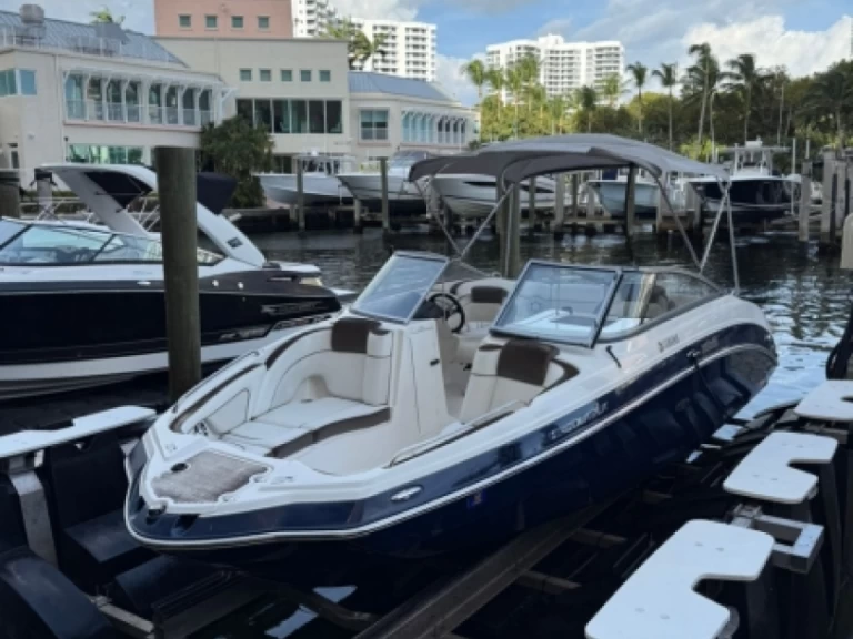 Bootsverleih Yamaha Limited 24 5 Miami Samboat