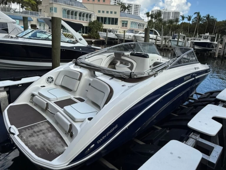 Vermietung Motorboot Yamaha mit Führerschein