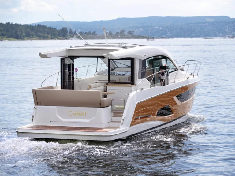 Sealine Sealine C390 mieten Pula