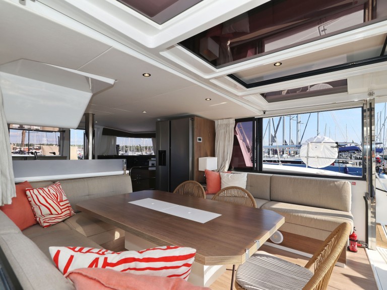 Bali Catamarans Bali 4.4 mieten Biograd na Moru
