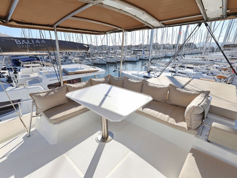 Ein Bali Catamarans Bali 4.6 mieten in Biograd na Moru