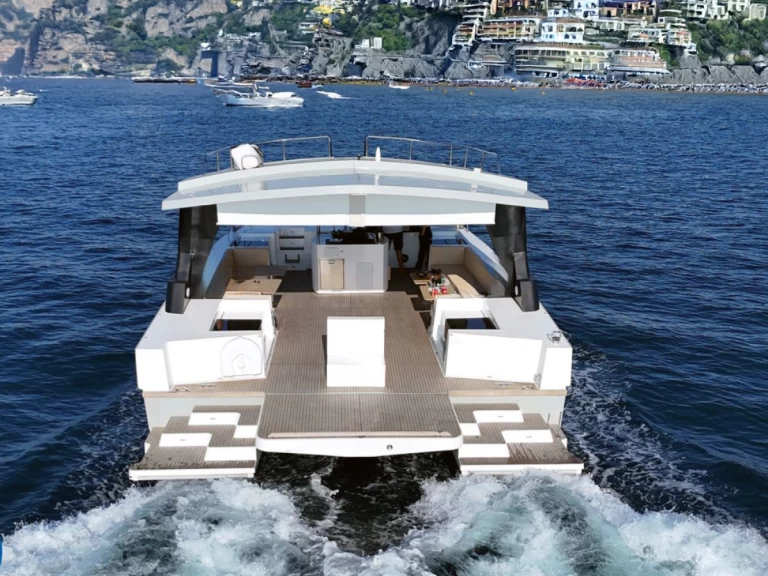 Boot mieten Positano günstig CAT SB380