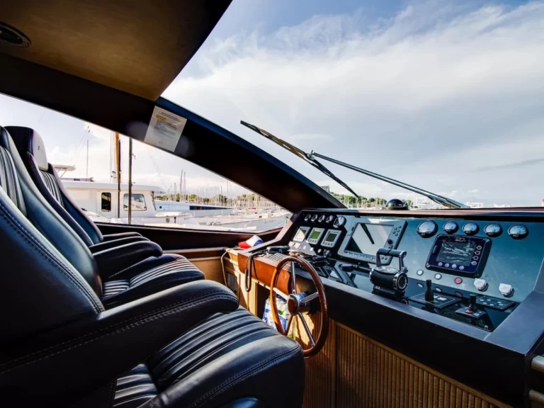 YachtCharter in City of Cape Town - Bavaria BMB 30 Sport auf SamBoat