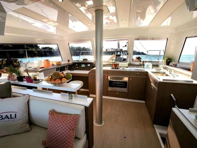 Vermietung Katamaran Bali mit Führerschein