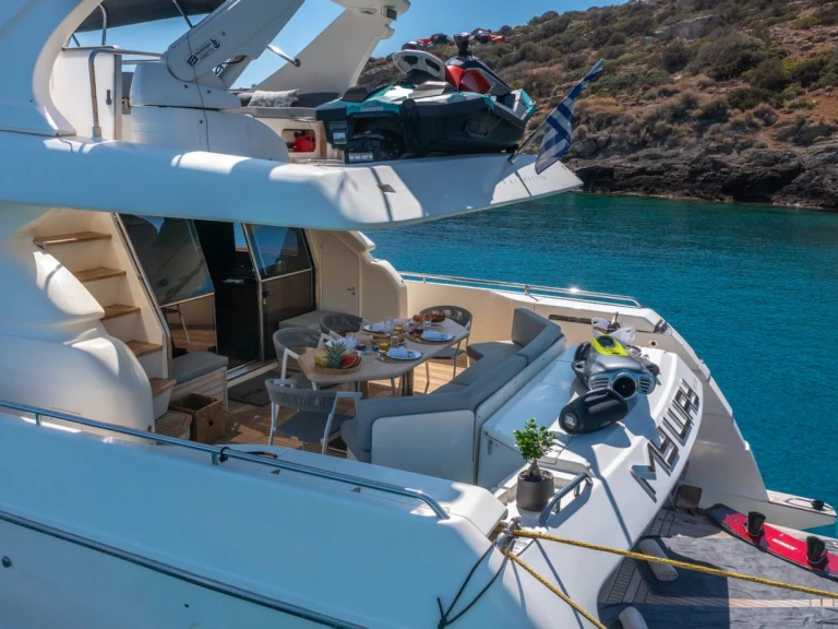 Yacht mit oder ohne Skipper Ferretti mieten in Álimos