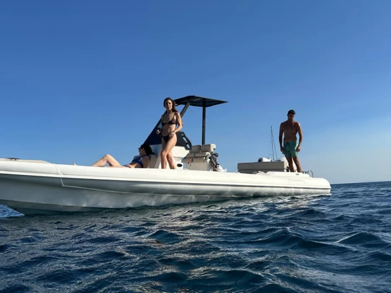 YachtCharter in Platys Gyalós - Oceanic A7 auf SamBoat