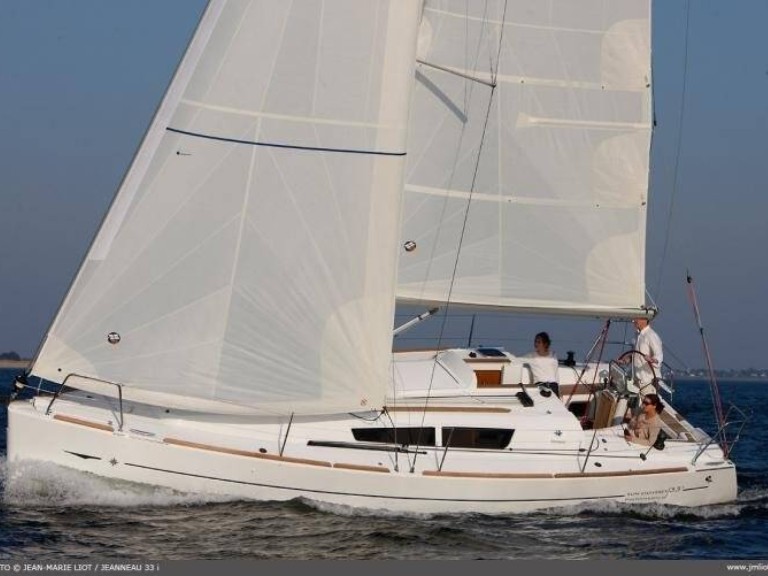 Jeanneau Jeanneau Sun Odyssey 33i mieten Kallithea