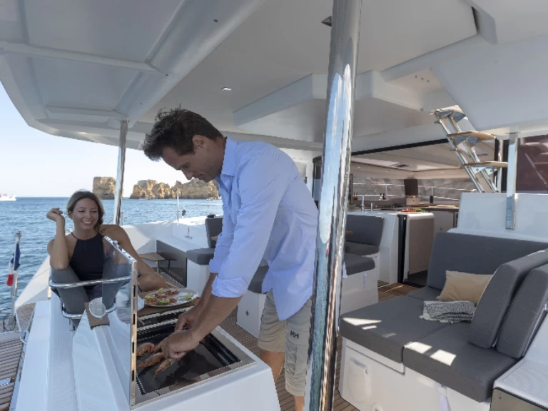 Katamaran mieten in Le Marin - Fountaine Pajot Elba 45