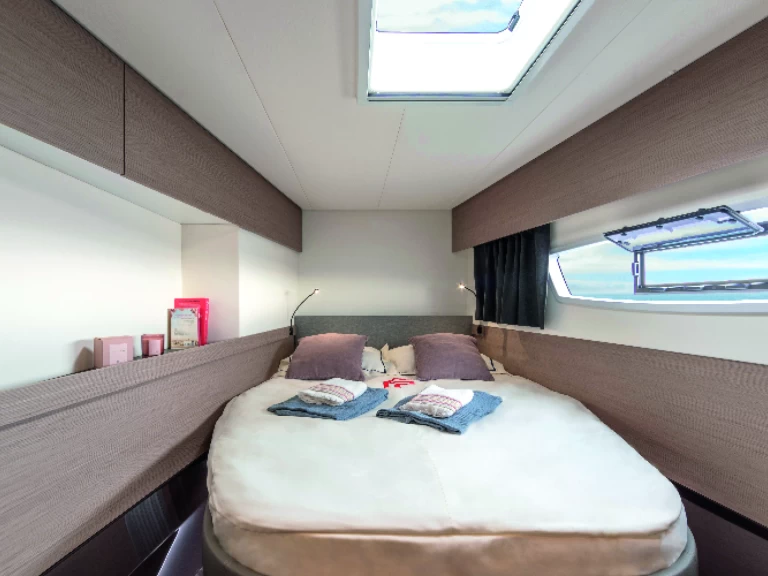 Katamaran mit oder ohne Skipper Fountaine Pajot mieten in Le Marin