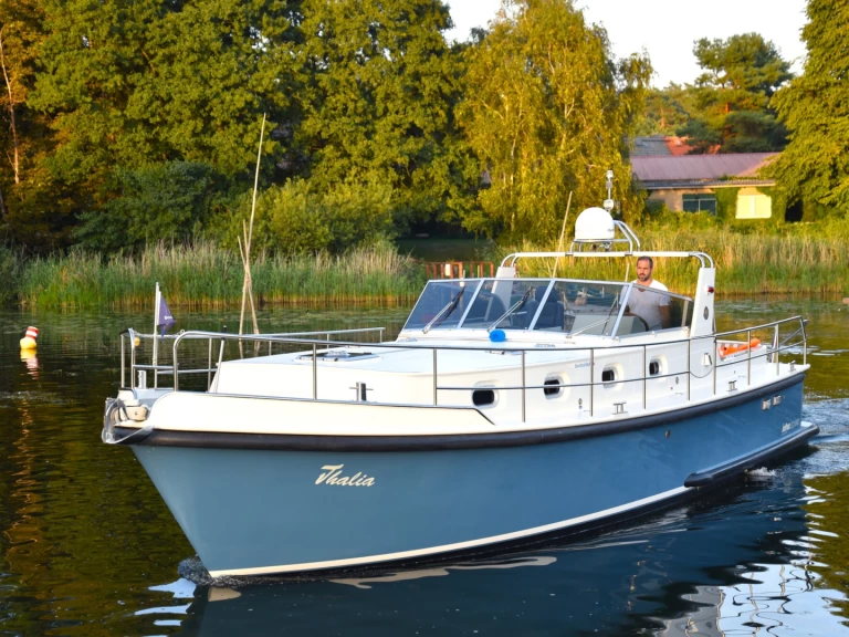 YachtCharter in Waren (Müritz) - Jetten 38 Cabrio auf SamBoat