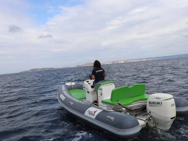 Schlauchboot mieten in Marseille - Motonautica-Vesuviana MV 570 Comfort