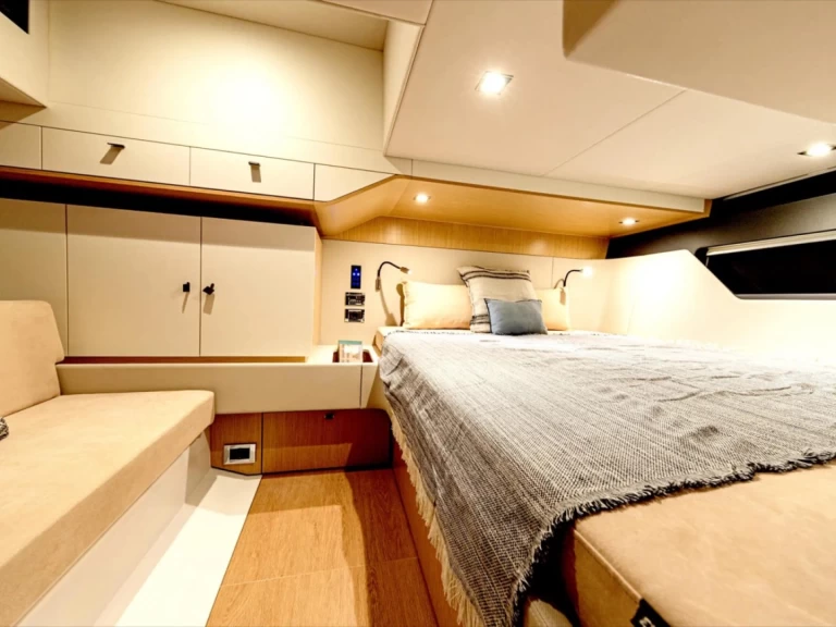 Motorboot mieten in Cugnana Verde zum besten Preis