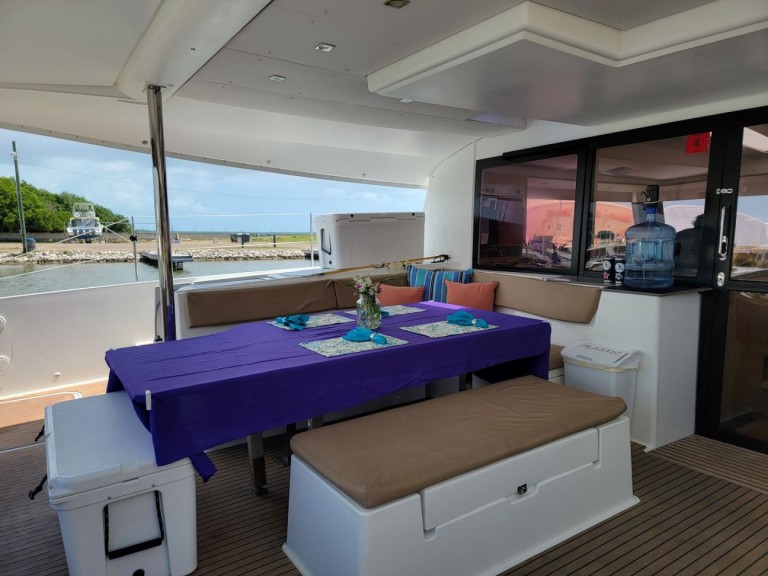 Vermietung Katamaran Fountaine Pajot mit Führerschein