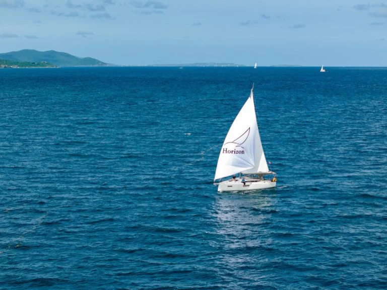 Boot mieten Road Town günstig Sun Odyssey 380