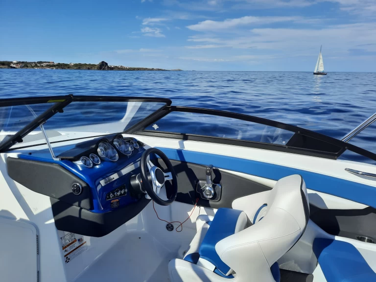 YachtCharter in Empuriabrava - Glastron HS Series auf SamBoat