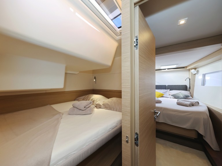 YachtCharter in Sukošan - Lagoon Lagoon 51 auf SamBoat