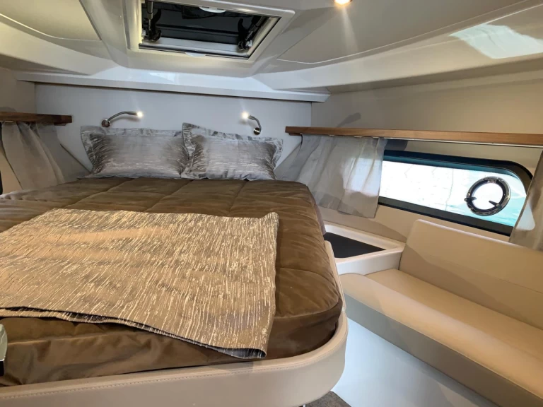 Motorboot mieten in Trogir zum besten Preis