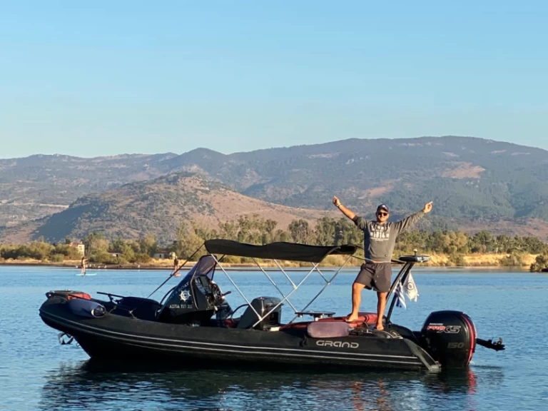 Schlauchboot mit oder ohne Skipper Grand Boats mieten in Plomári