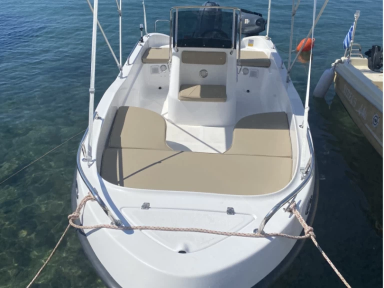 Ein Poseidon 500M mieten in Plomári