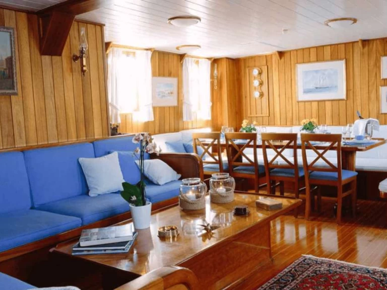 Camper & Nicholsons SIR WINSTON CHURCHILL mieten Griechenland