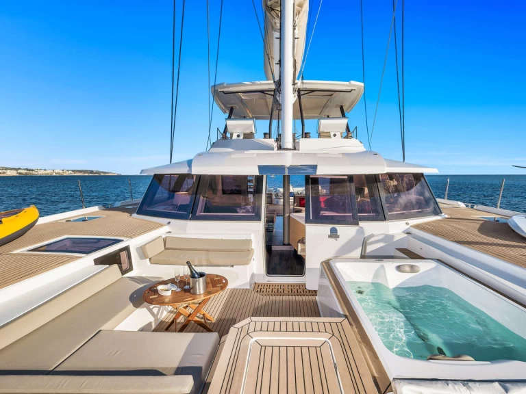 Vermietung Yacht Fountaine Pajot mit Führerschein