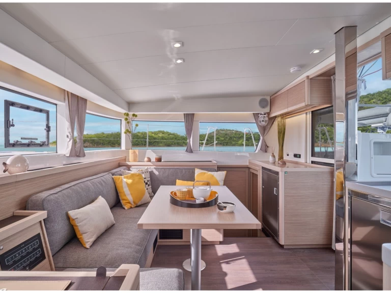 Katamaran mit oder ohne Skipper Lagoon mieten in Álimos