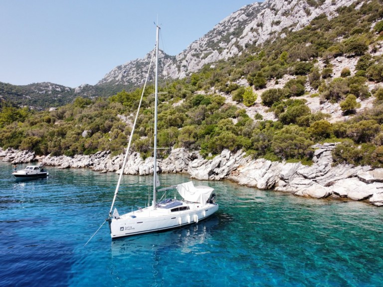 Bootsverleih Bénéteau Oceanis 43 Adaköy Samboat