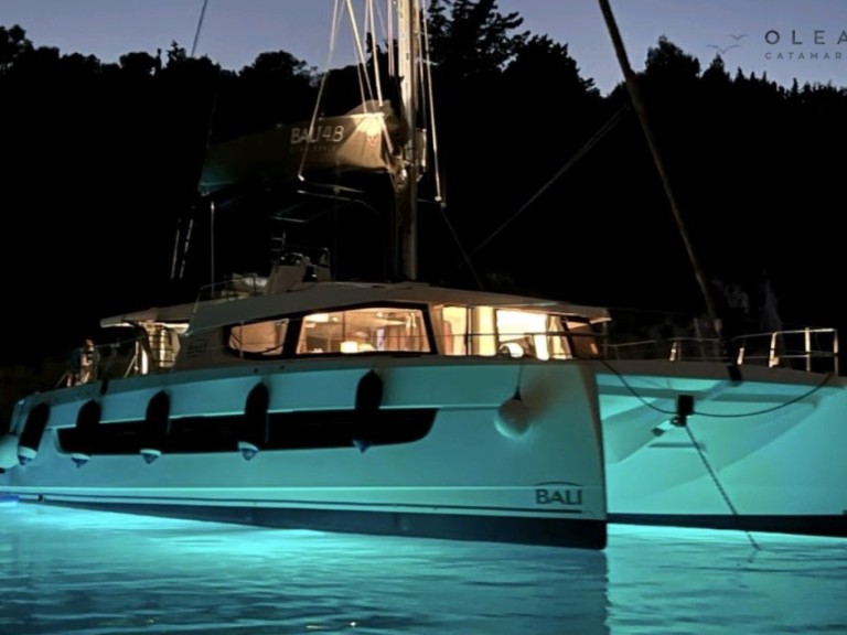 Vermietung Katamaran Bali Catamarans mit Führerschein