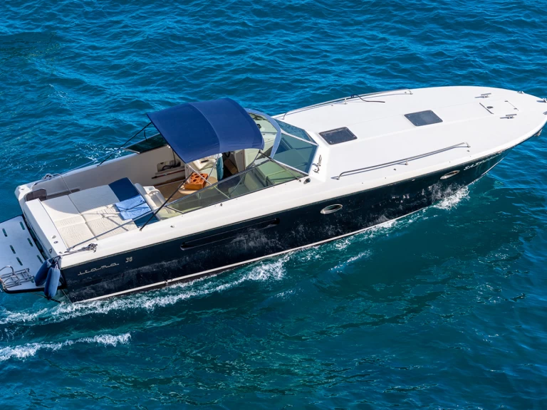 YachtCharter in Saint-Tropez - Itama Itama 38 auf SamBoat