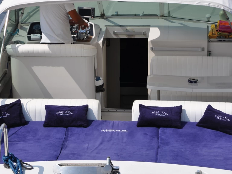 Vermietung Motorboot Itama mit Führerschein