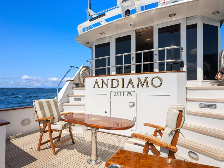 Vermietung Yacht Broward mit Führerschein