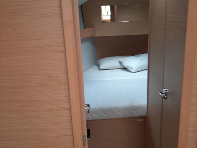 YachtCharter in Furnari - Dufour Dufour 390 auf SamBoat