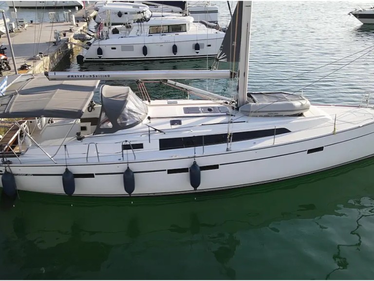 YachtCharter in Álimos - Bavaria Cruiser 46 auf SamBoat