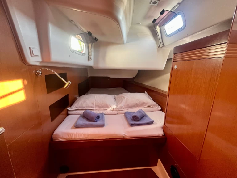 Bootsverleih Bénéteau Oceanis 50 Family Marina (City) Samboat