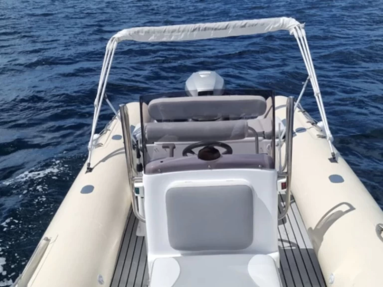 Vermietung Schlauchboot Stylmer mit Führerschein