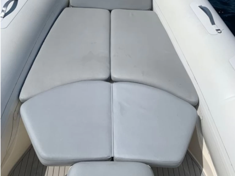 Vermietung Schlauchboot Bwa mit Führerschein