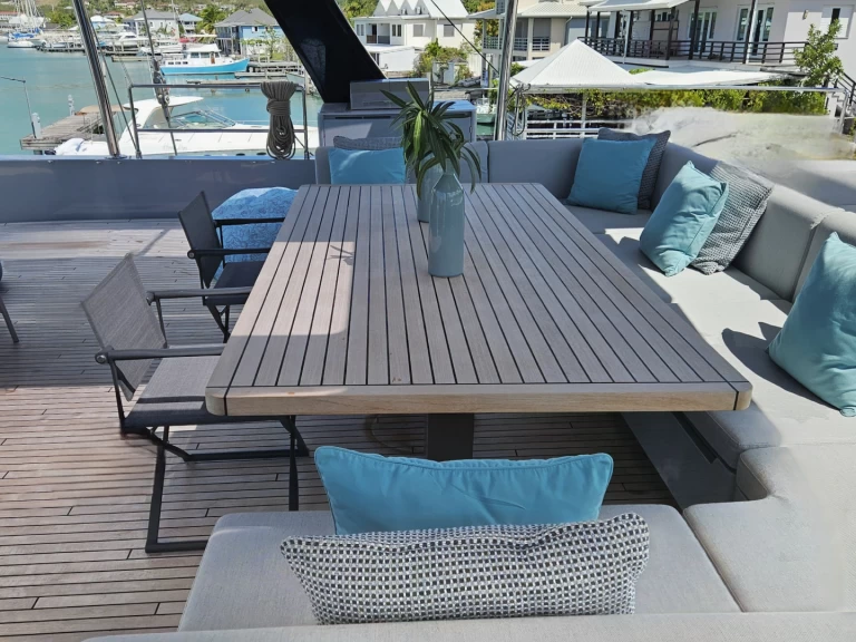 Vermietung Katamaran Sunreef mit Führerschein