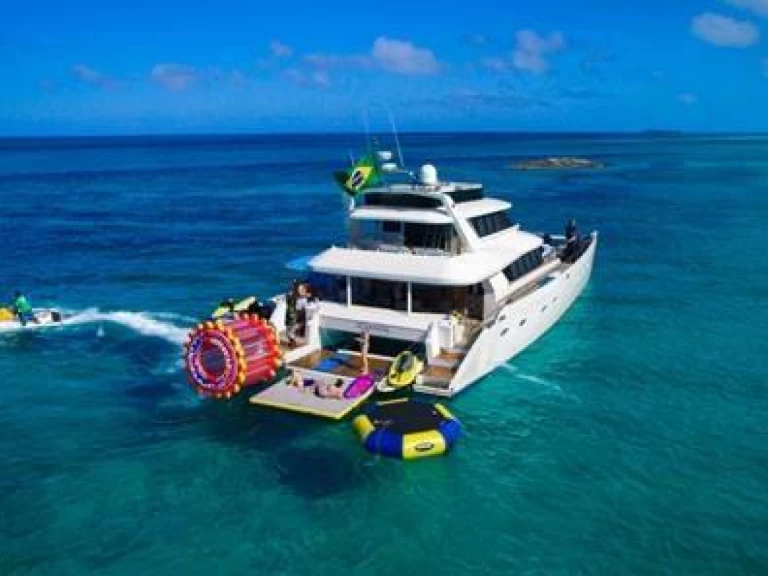 Ein Sun Boats ATLANTIS II mieten in Nassau