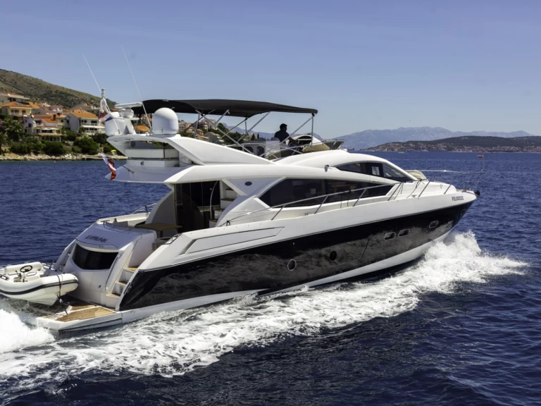 Bootsverleih Sunseeker Sunseeker Manhattan 63 Trogir Samboat