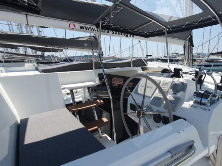 Ein Fountaine Pajot Astrea 42 mieten in Seget Donji