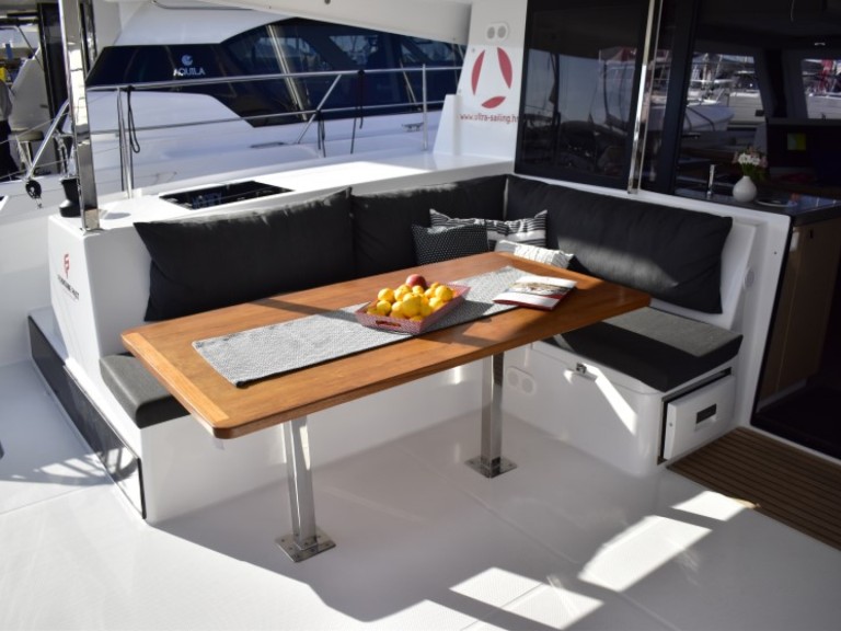 Vermietung Katamaran Fountaine Pajot mit Führerschein