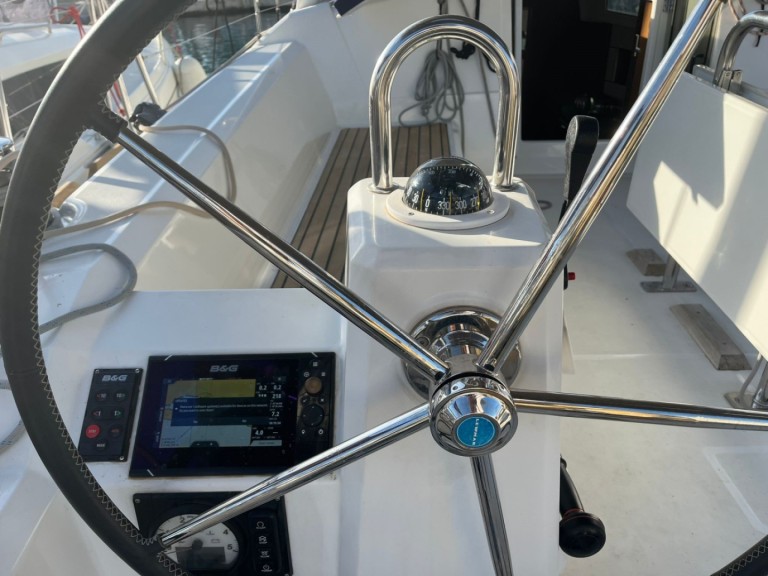 Segelboot mit oder ohne Skipper Bénéteau mieten in Split